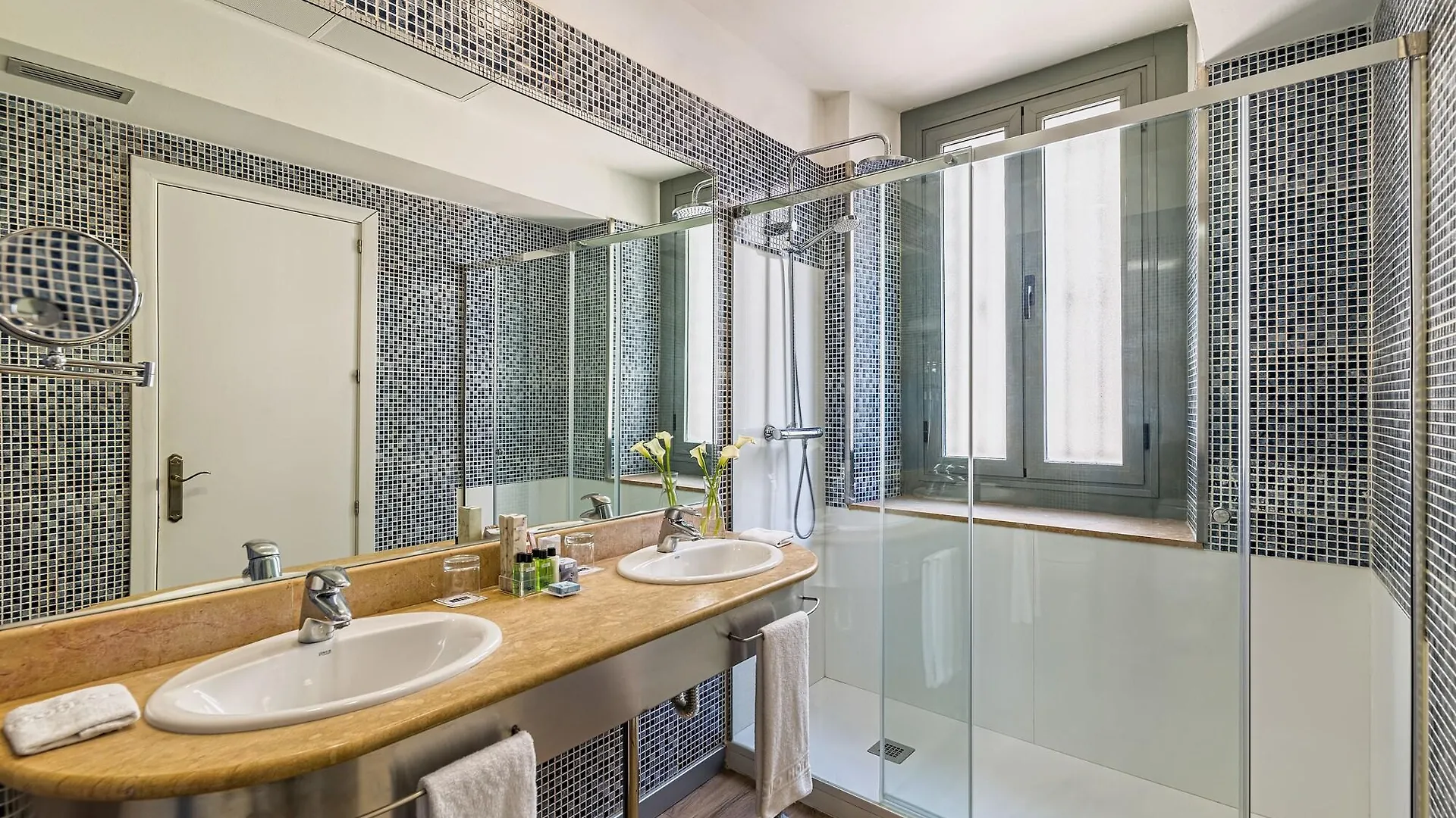 Hotel H10 Raco del Pi Barcelona