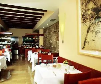 ***  Hotel H10 Raco del Pi Barcelona España