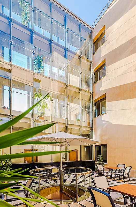 Hotel H10 Raco del Pi Barcelona 3*,